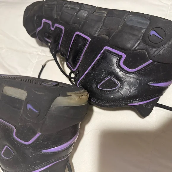 Nike Black and Purple Sneakers - Picture 4 of 11